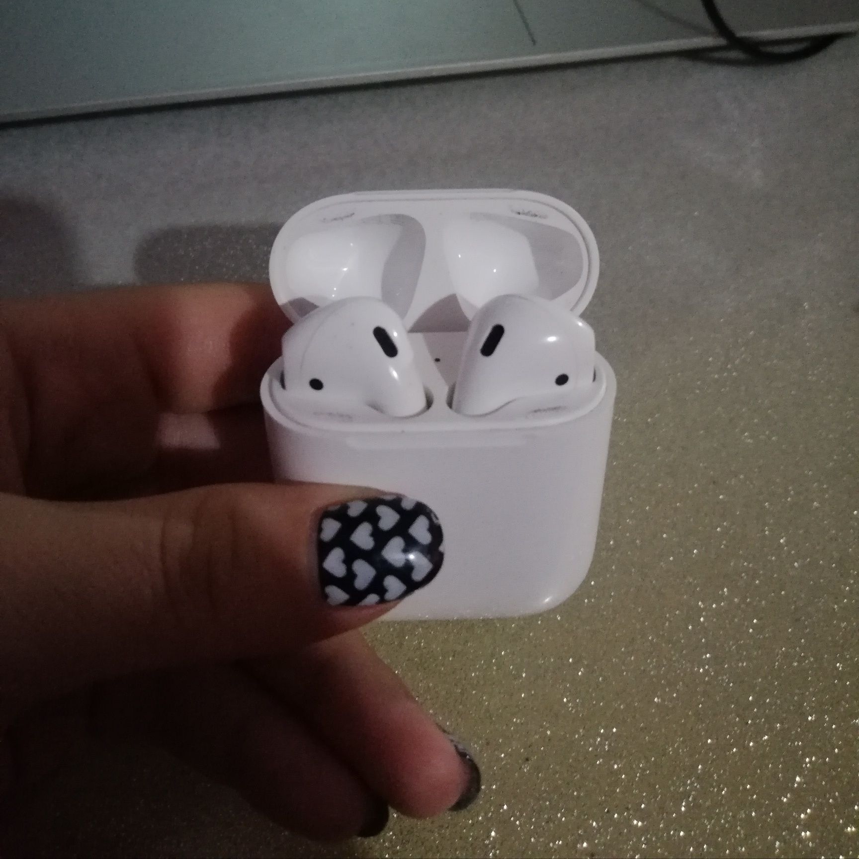 Airpods 2, оригинал