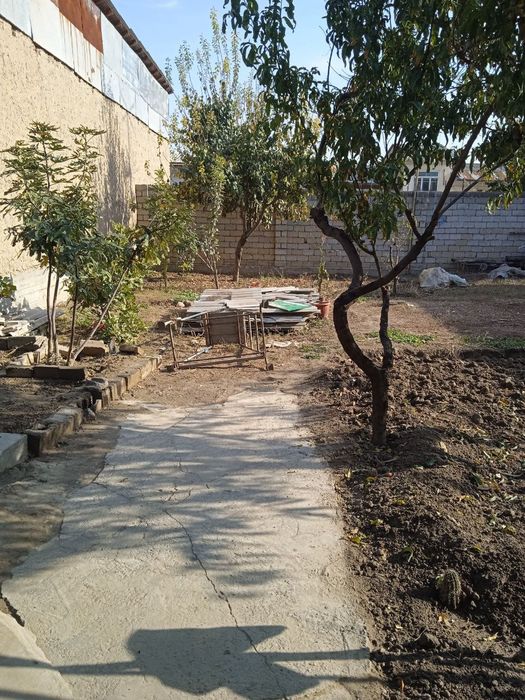 Ховли уй срочно сотилади