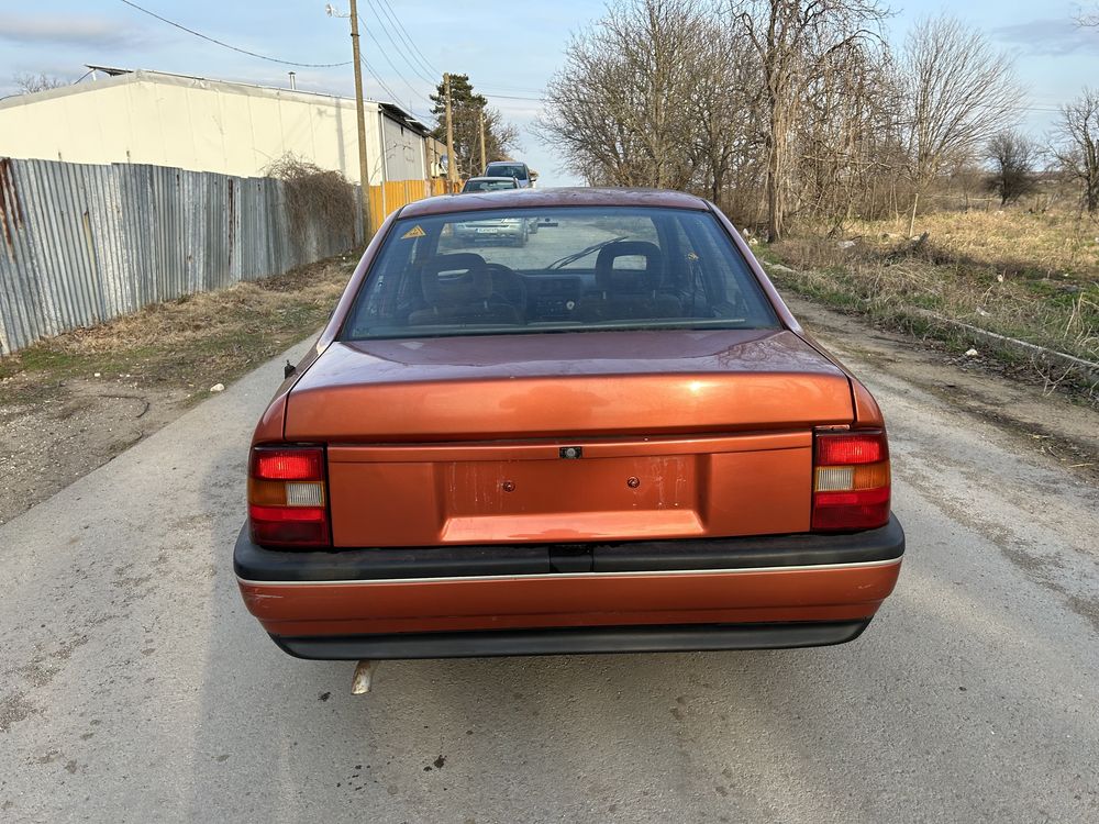 Opel Vectra A на части