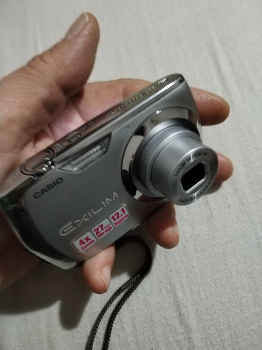 Aparat foto Casio Exilim 12,1MP digital