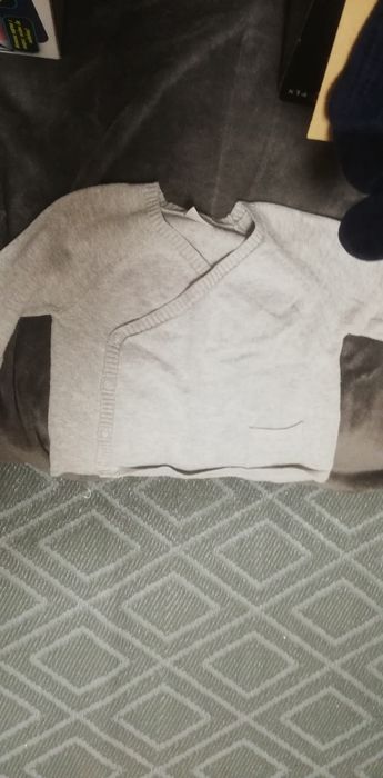 Ако имате бебе ръст 68-2 комплекта от якенце,кадифени панталони и ризк