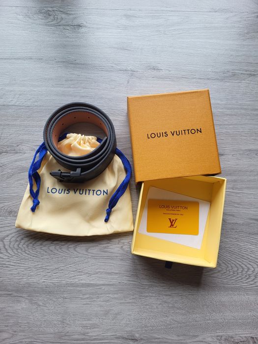 Curea LV în stare nouă