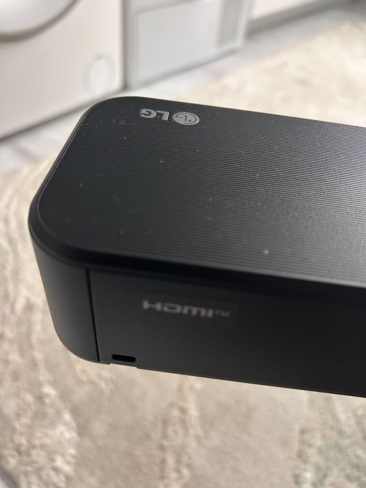 Soundbar LG impecabil