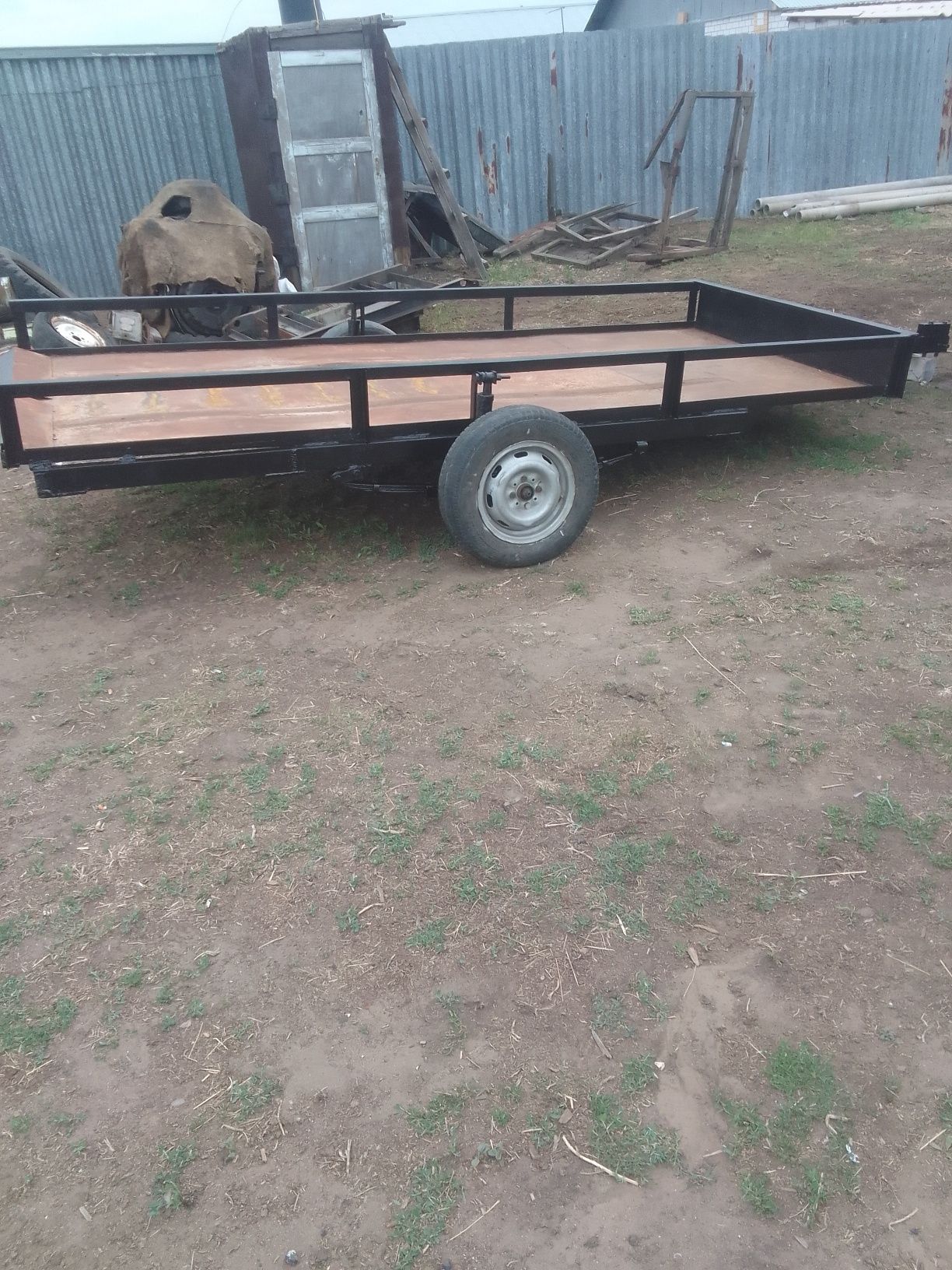 Продам прицеп односьная