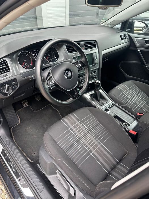 Volkswagen Golf Golf 7 1.6TDI impecabil ,2016 fara daune