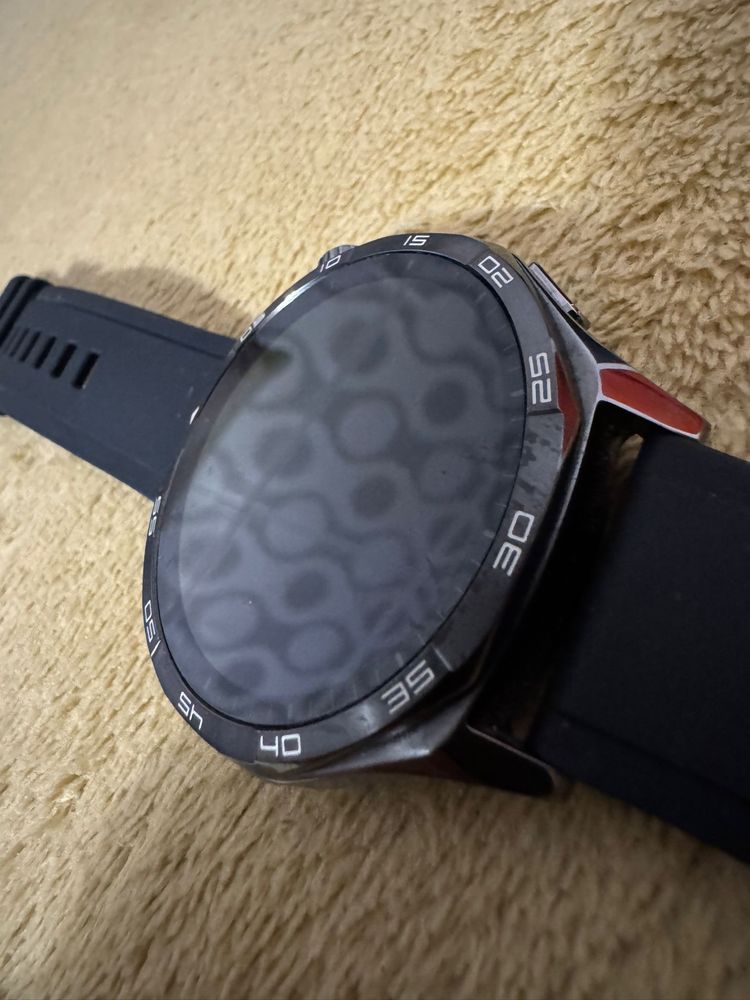 Смарт часовник Huawei watch GT 5 46mm перфектен