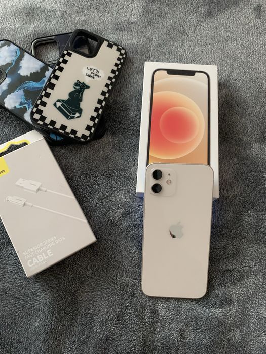 Vand iPhone 12, memorie 128gb, sanatate baterie 88%