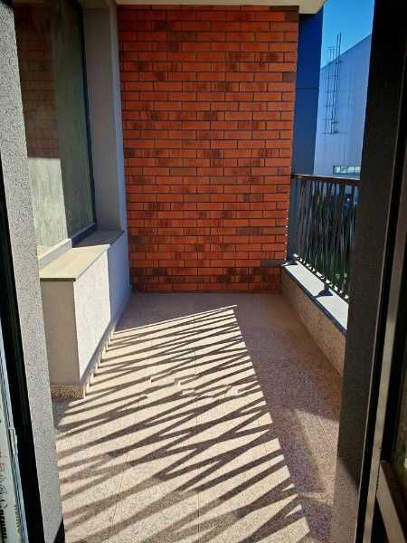 Продава се Двустаен апартамент в Бургас, Изгрев - 69 кв.м за 1421 €/кв.м - Снимка #2