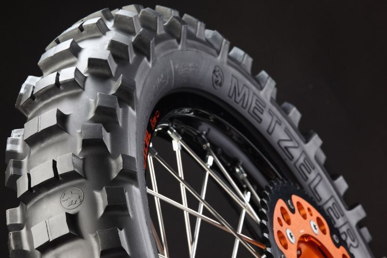 Metzeler чисто нови гуми  гума метцелер крос ендуро мотокрос