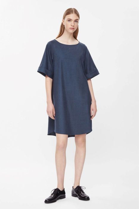 COS рокля от вълна с плисе