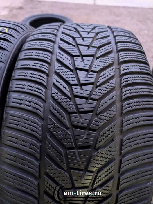 SET 2 Anvelope Iarna 255/35 R19 HANKOOK Winter I cept EVO 3 96V