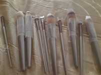 Lot 20 Pensule makeup NOI