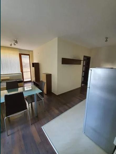 Дава се под наем Двустаен апартамент в Варна, Бриз - 50 кв.м за 400 € - Снимка #2