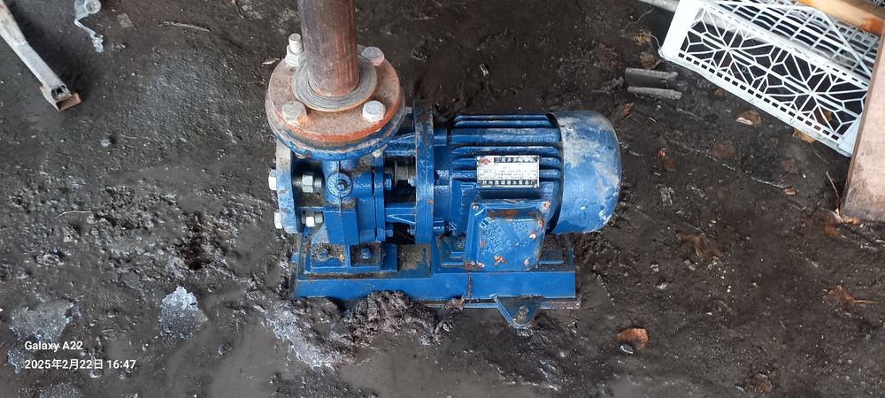 Помпа с двигателем