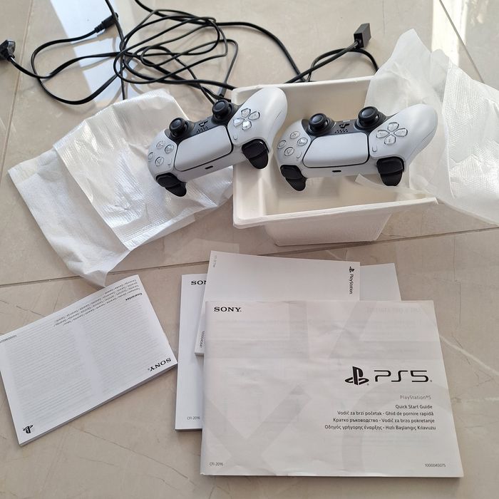 Playstation 5 1 TB като нова