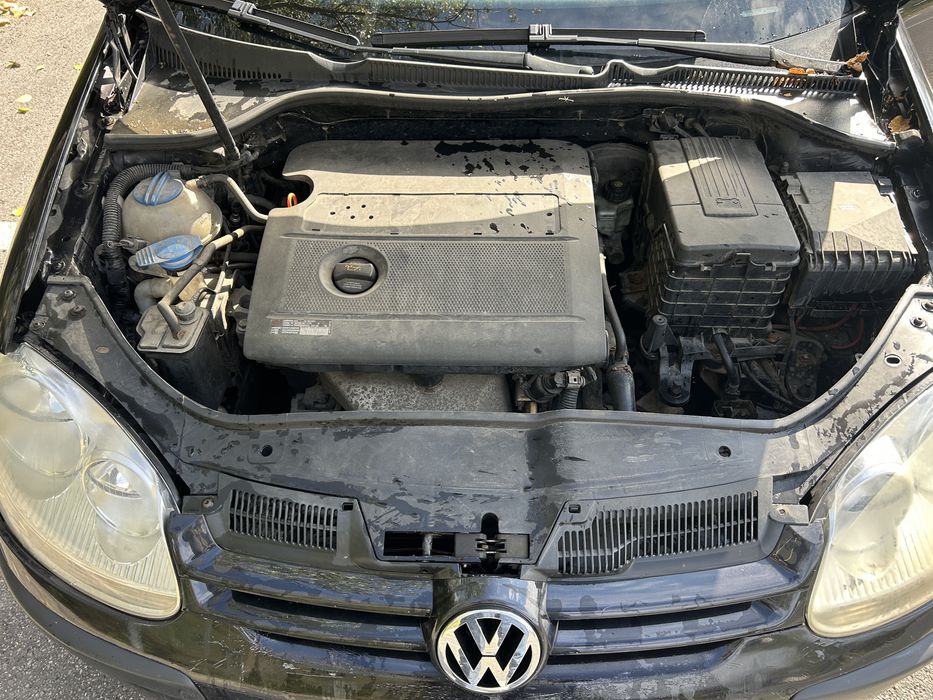 Vw golf 5 1.4 75 cp