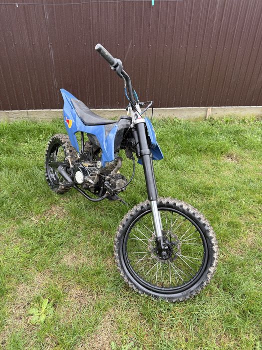 Vând/schimb cu diverse motocross 110 cc 4 trepte în stare perfectă