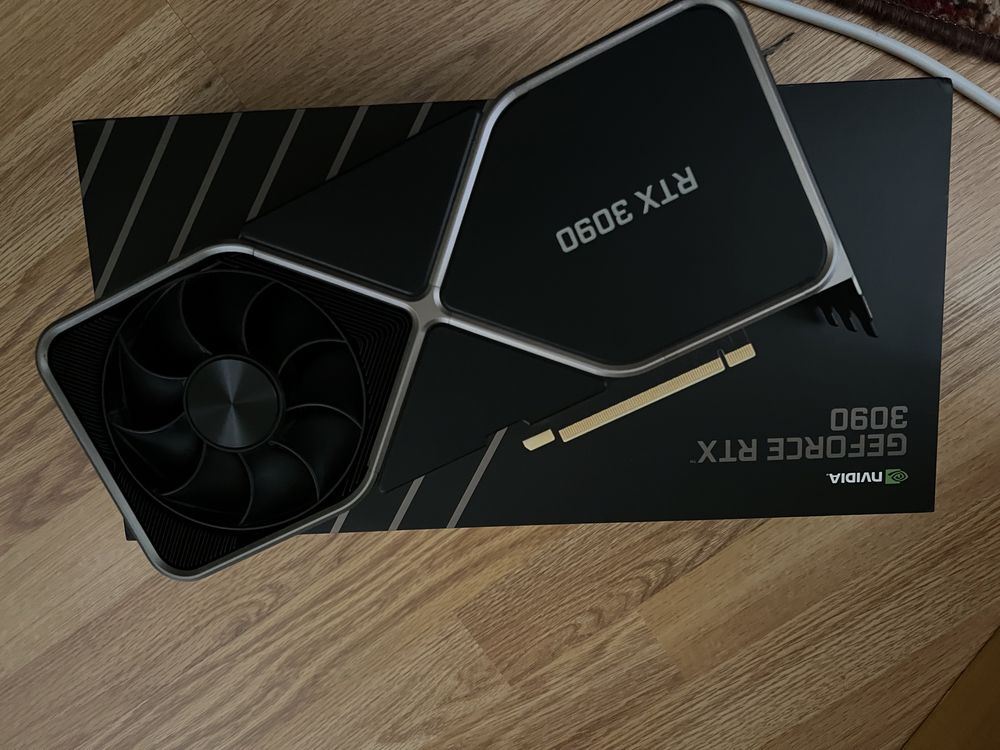 Nvidia GE force RtX 3090,funders Edition 24G