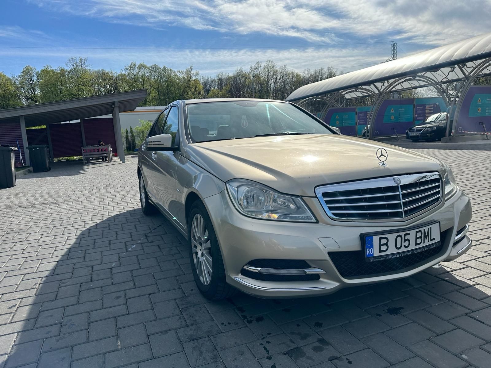 Mercedes Benz  C220