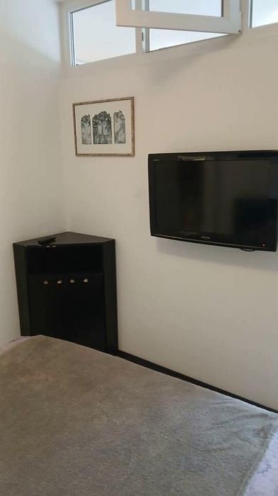 Дава се под наем Двустаен апартамент в Пловдив, Кършияка - 65 кв.м за 375 € - Снимка #4