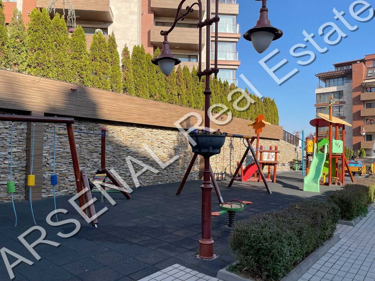 Продава се Тристаен апартамент в София, Манастирски ливади - 128 кв.м за 3594 €/кв.м - Снимка #14