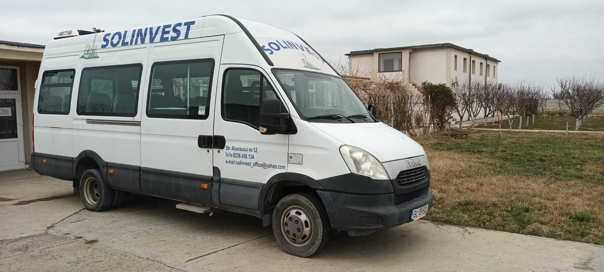 Microbuz persoane IVECO Daily