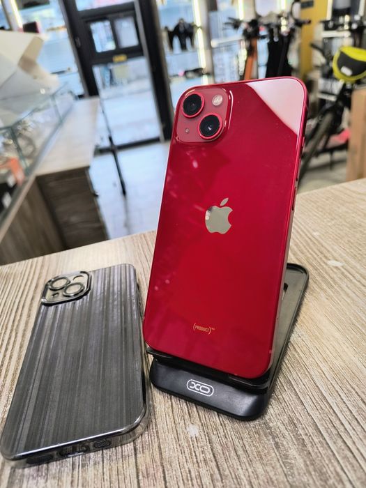 iPhone 13 / 128GB RED