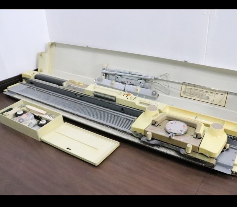 Вязальная машина Silver Reed SK 327