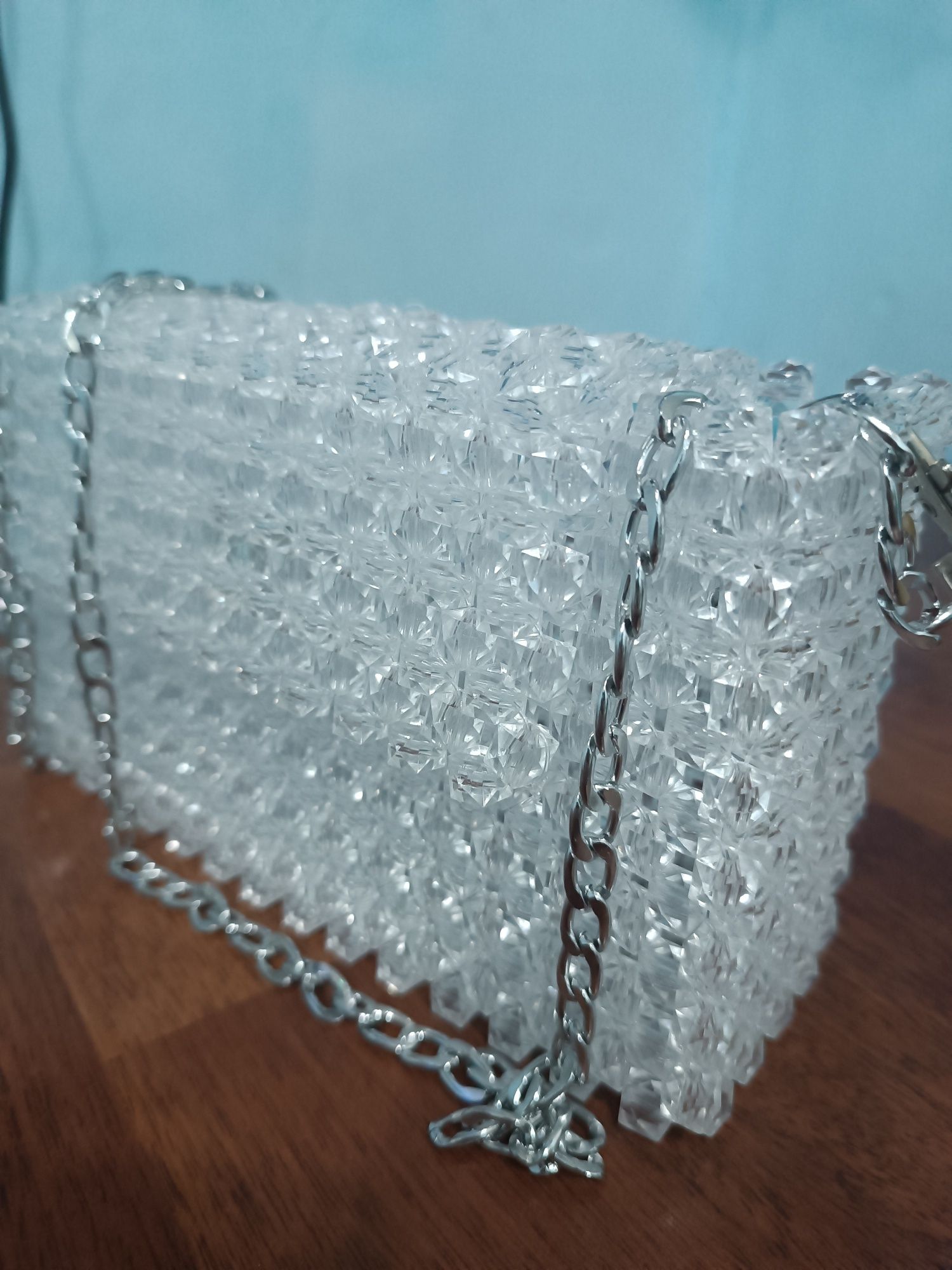 Продаю сумку из бисера.