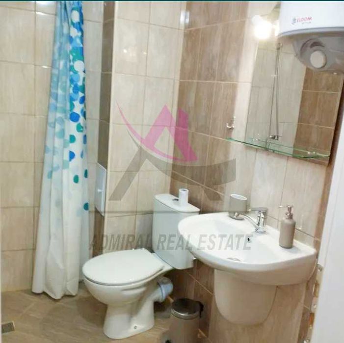 Дава се под наем Едностаен апартамент в Варна, Колхозен пазар - 45 кв.м за 300 € - Снимка #2