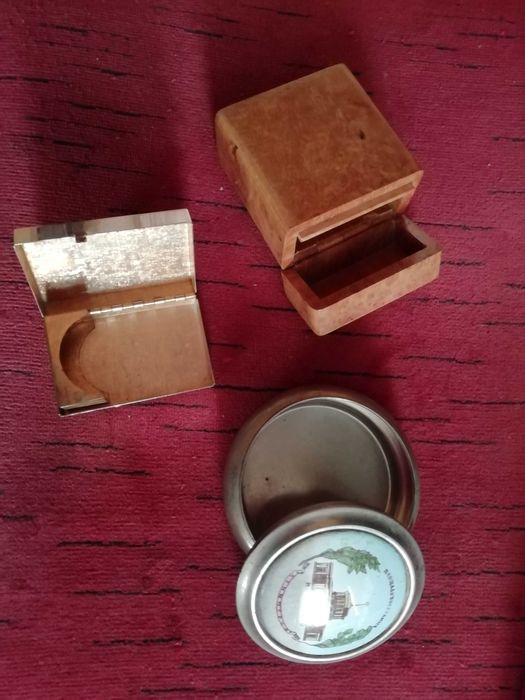 Дървени кутии за бижутерия