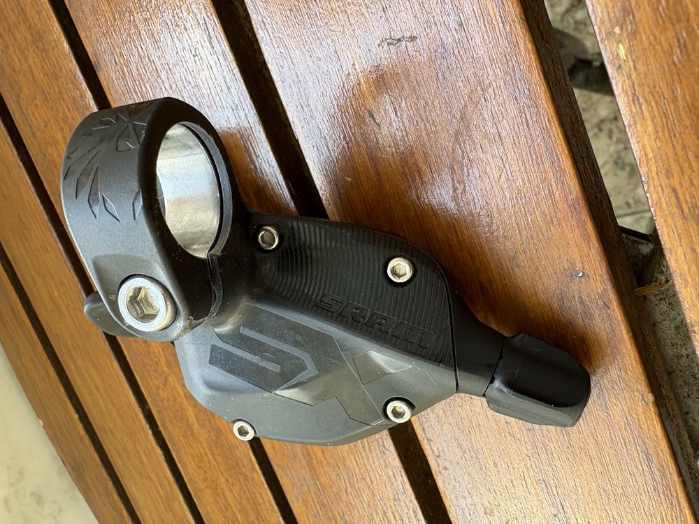 Maneta Sram SX 12 vit.