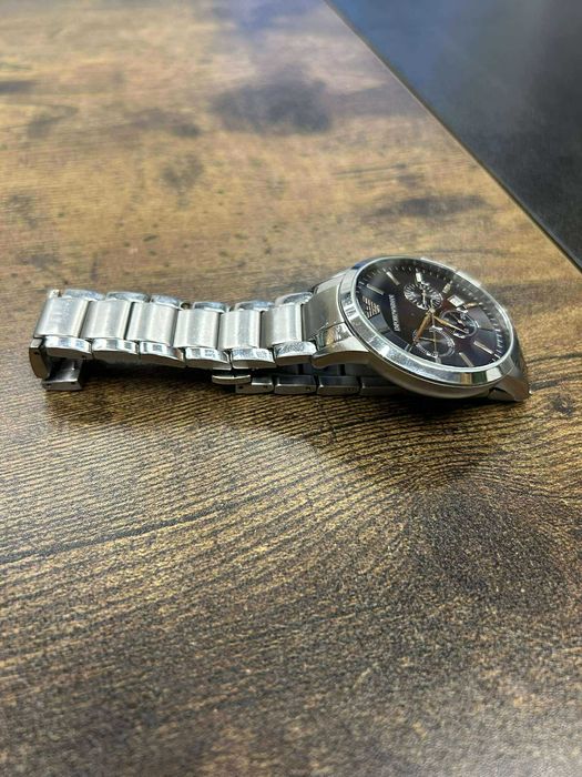 Часовник Emporio Armani