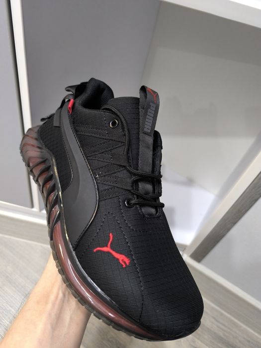 Кросовки новые размер 42