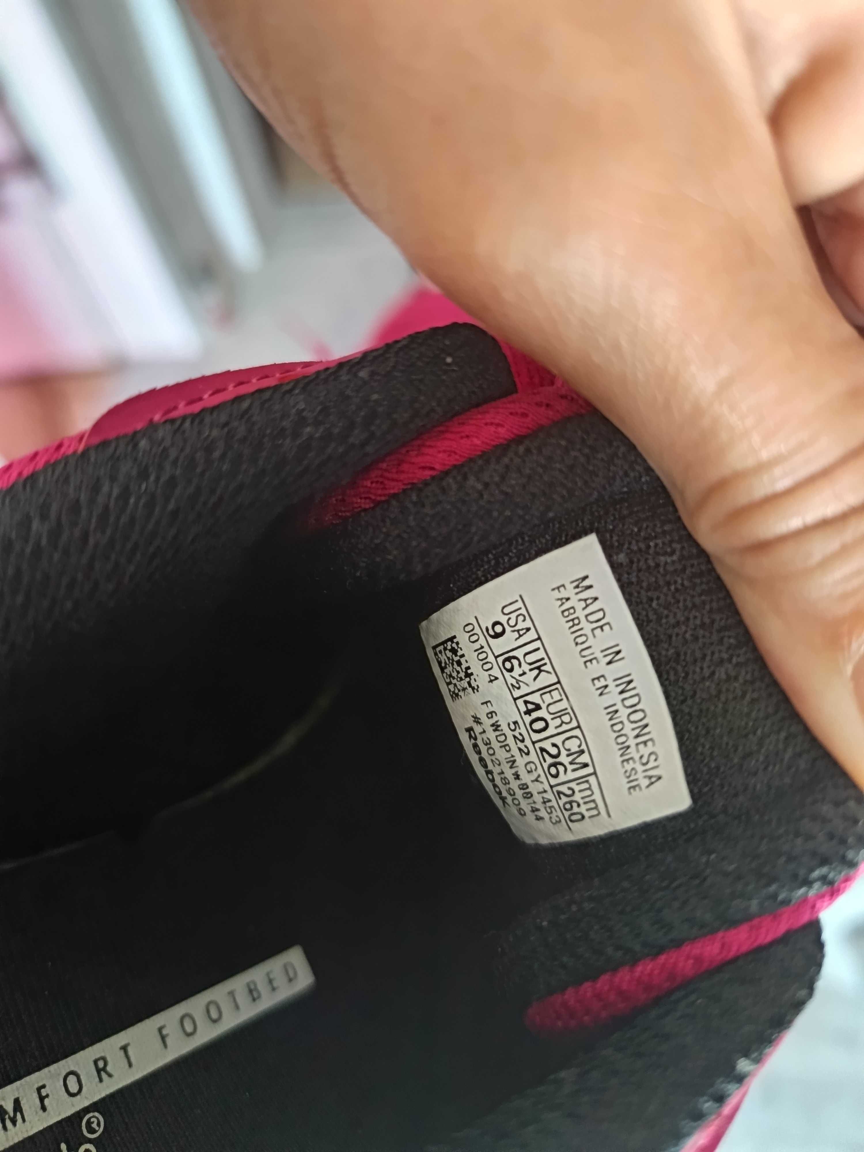 Дамски маратонки Reebok за бягане