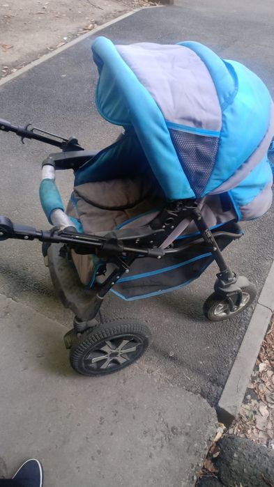 Продам коляску в хорошем состоянии