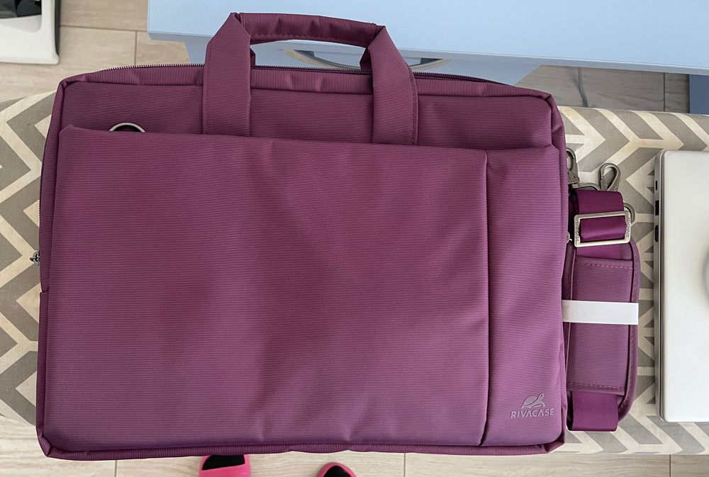 Laptop Huawei, stocare 512 GB SSD, Intel UHD 620, CPU Intel I5-10210U.