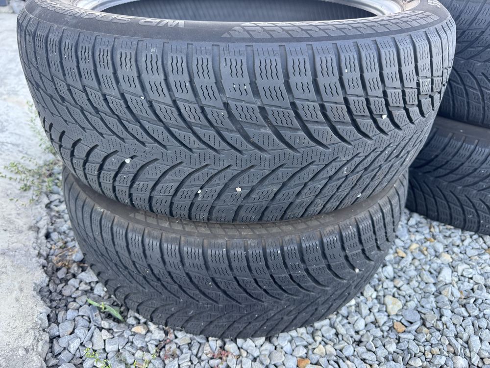 Зимни гуми Nokian WR Snowproof R 215/50/18
