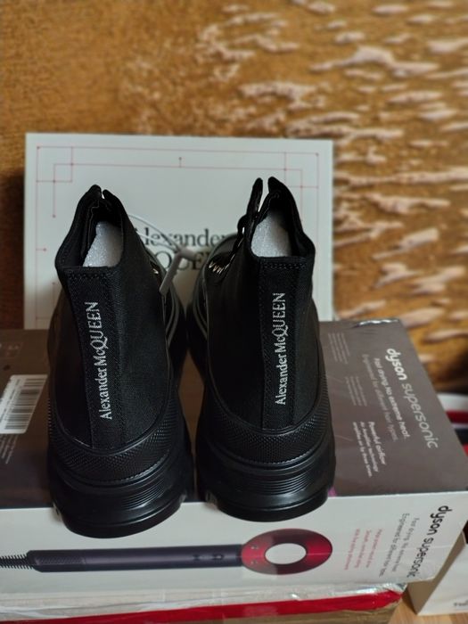 Ghete Alexander McQueen