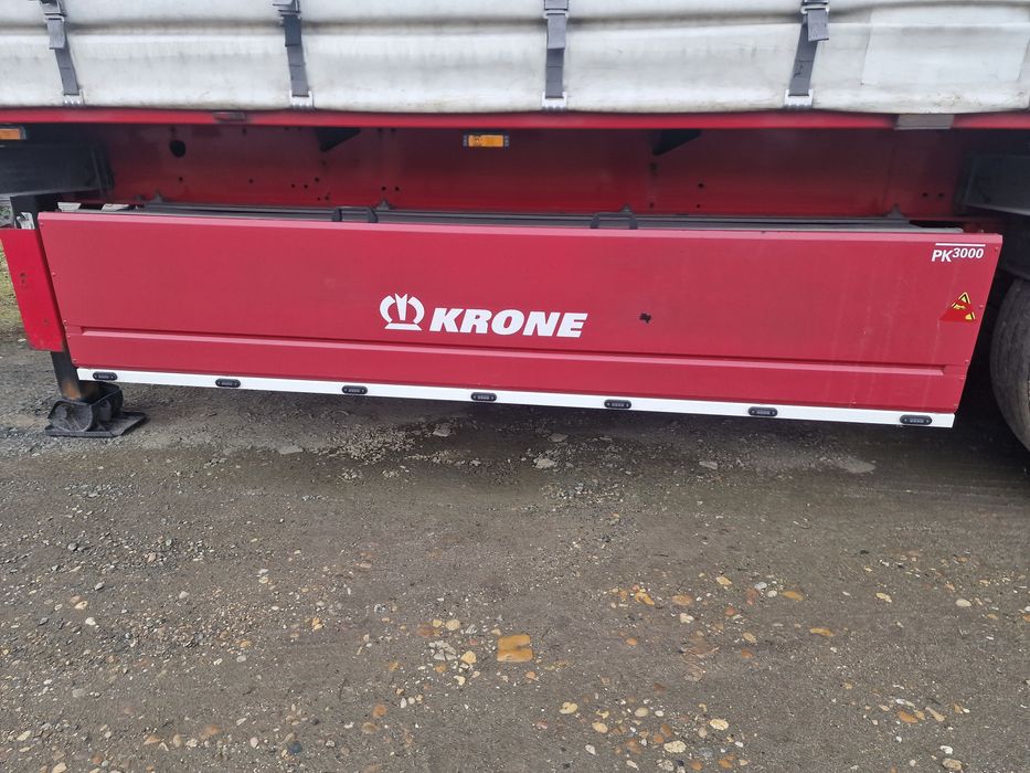 Vand semiremorca prelata standard Krone SD 2017 axa liftanta Schmitz