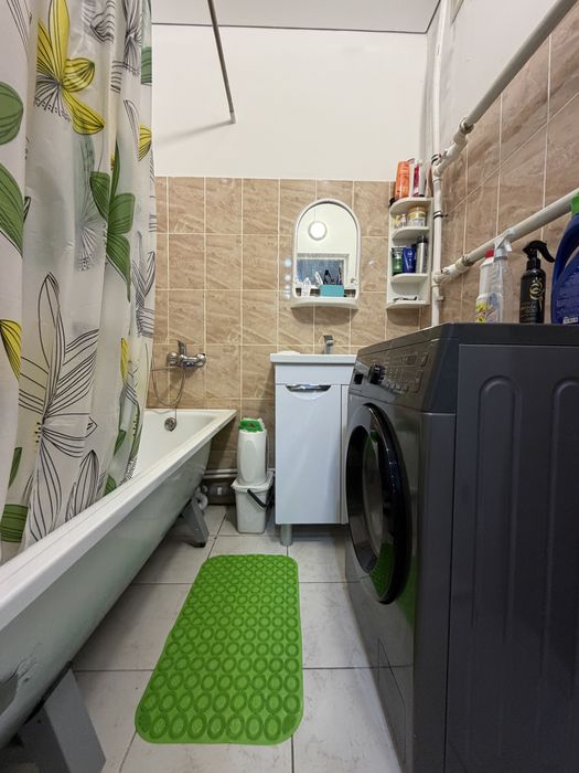 Продается 2-х комн.кв 10 мкр