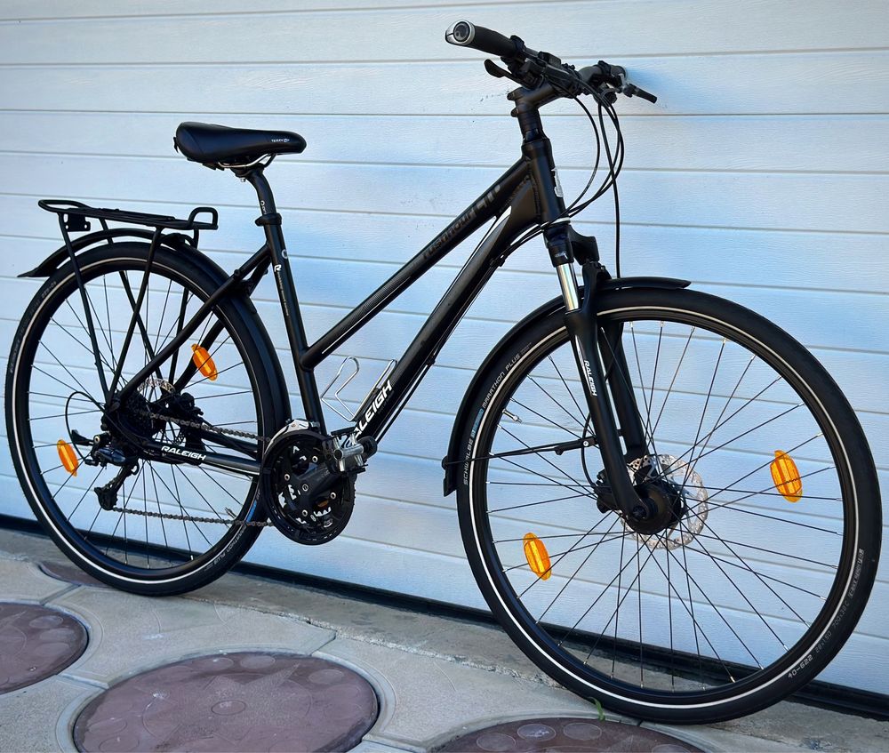 Vand Bicicleta RALEIGH,impecabila,frane hidraulice,echip DEORE!