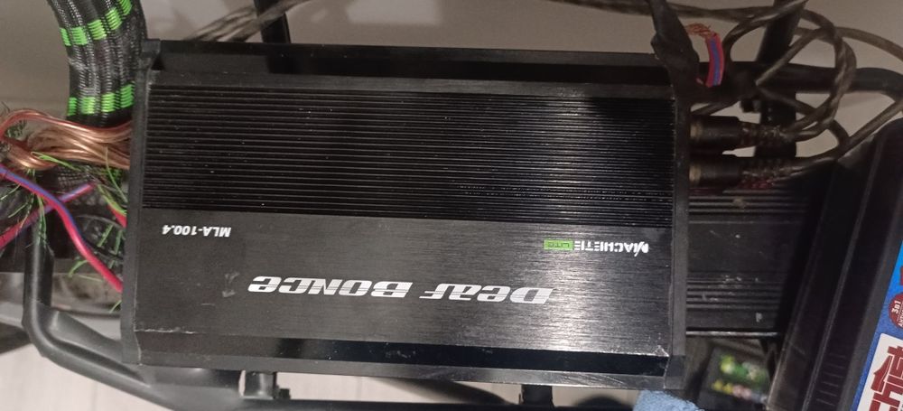 ПРОДАМ Усилитель MLA 100..4 рабочий