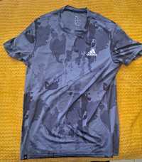 Оригинална тениска на Adidas НОВА