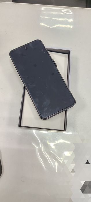 Смартфон на Андроид, большой экран