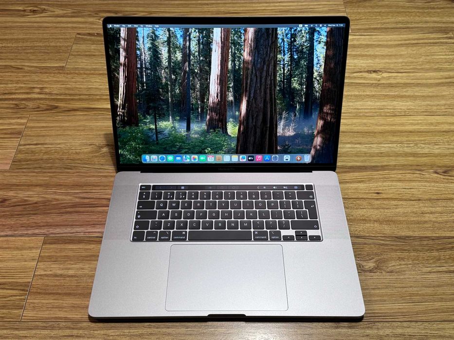 MacBook Pro 16`Core i9-9880H/32GB RAM/1TB SSD/AMD PRO 5500M-8GB/Бат 10