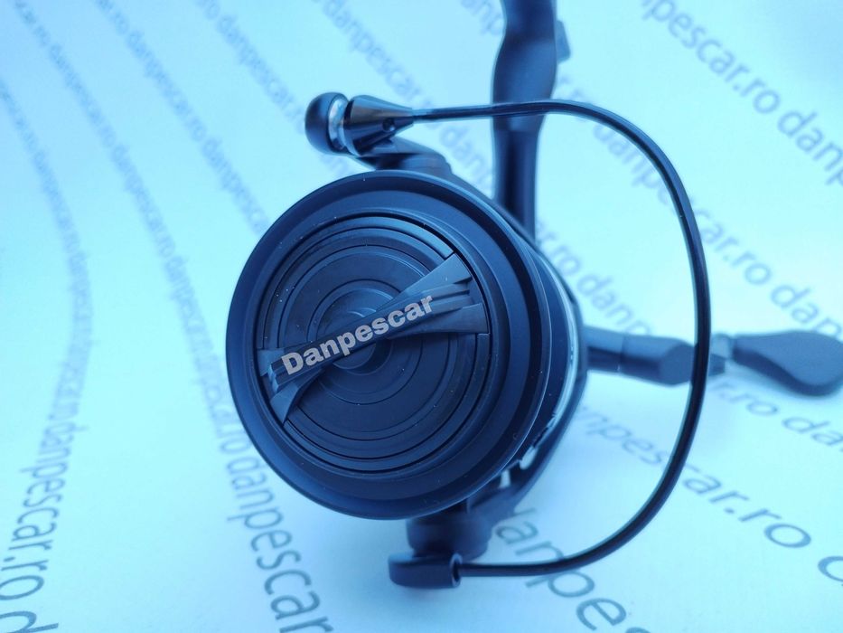 Mulinetă Feeder si Crap PRO FL VIRUS VF6500 tambur LongCast+baitrunner