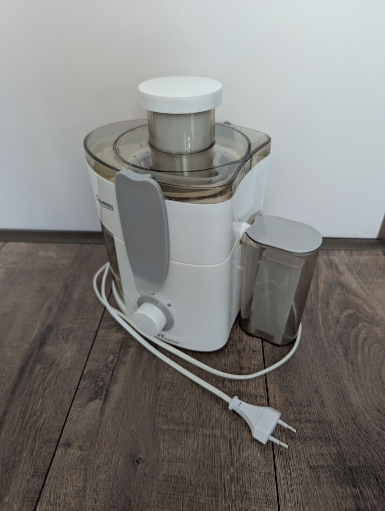 Сокоизстисквачка First Austria Squeezy 250W, 250мл