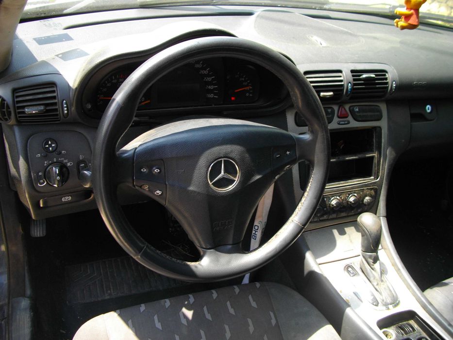 W203 2.2 143 к.с на части