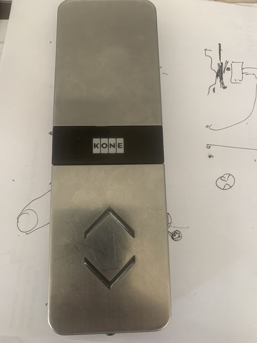 Buton chemare lift kone